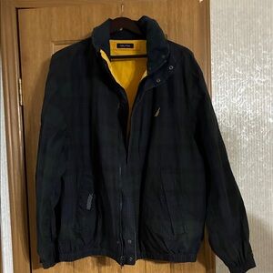 Blackwatch Jacket Men’s Nautica navy and yellow. Reversible hooded
good XL